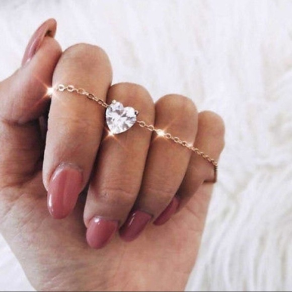 NEW Gold Dainty Sparkly Heart Necklace - Picture 3 of 3